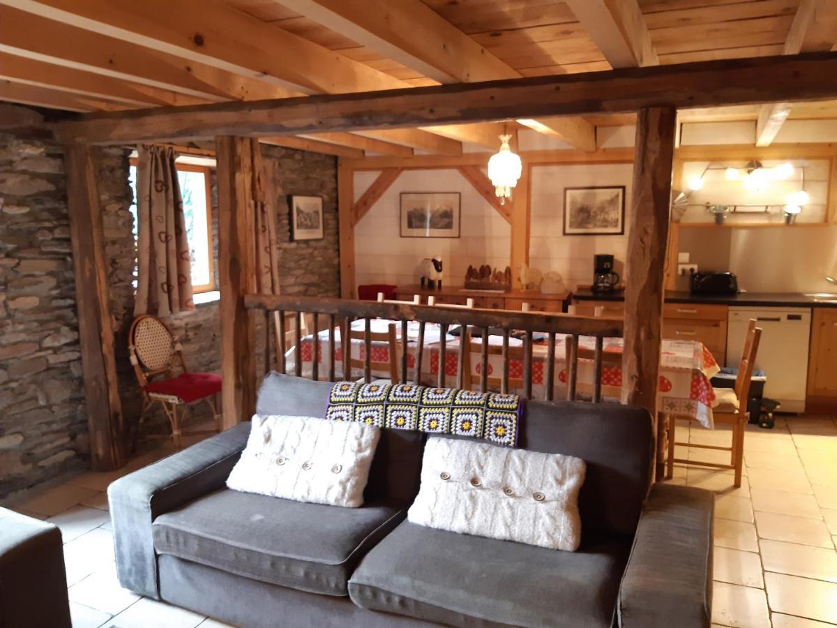 Villa Les Granges De La Fontaine Antignac Esterno foto